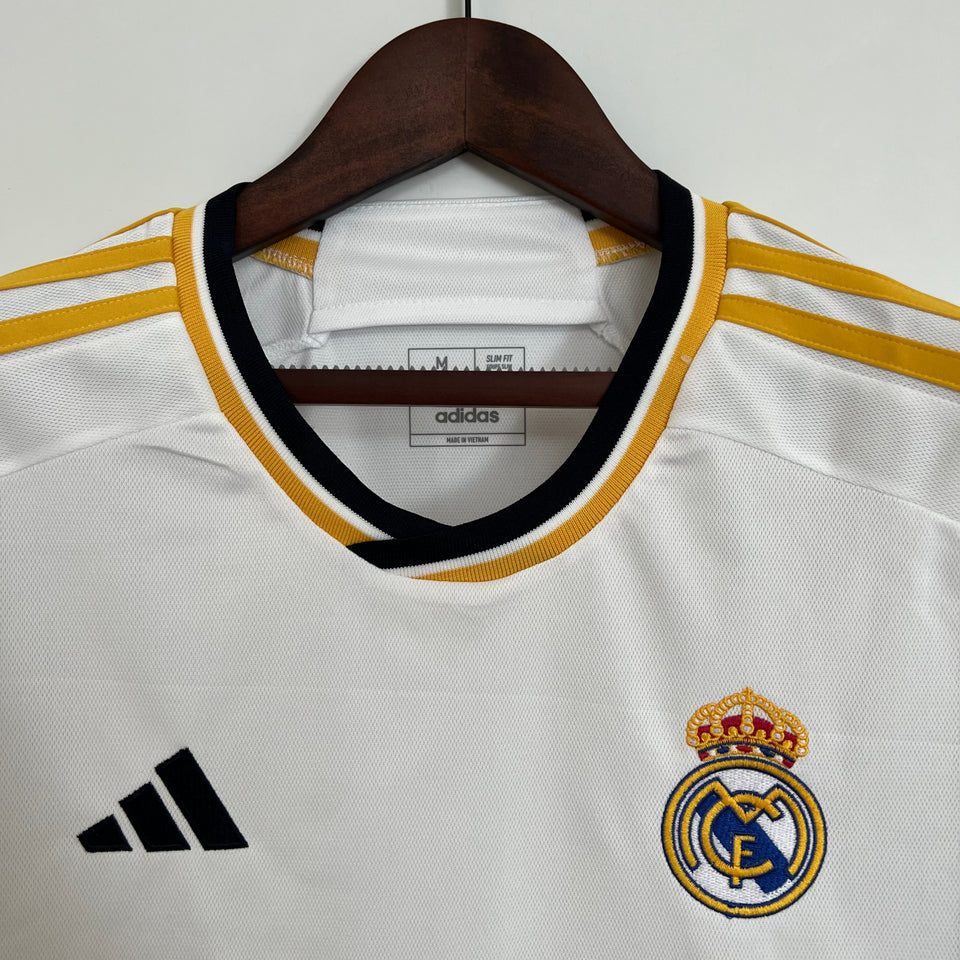 Camisa do Real Madrid - Uniforme 1 - 23/24 - VINI JR. 7 + PATCHS