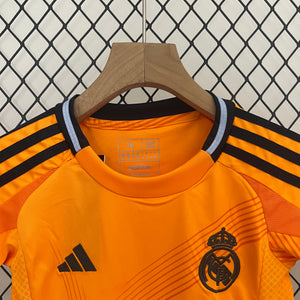 Kit Infantil do Real Madrid 24/25 - uniforme 2