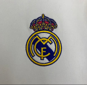 Camisa feminina do Real Madrid - Uniforme 1 - 25/26