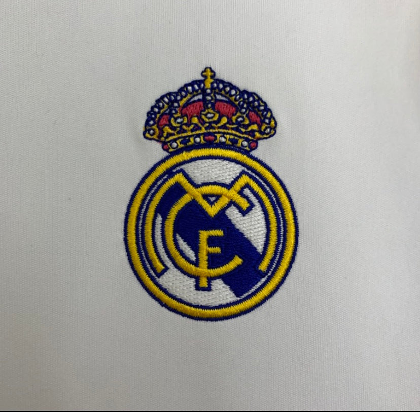 Camisa feminina do Real Madrid - Uniforme 1 - 25/26