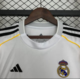 Camisa feminina do Real Madrid - Uniforme 1 - 25/26