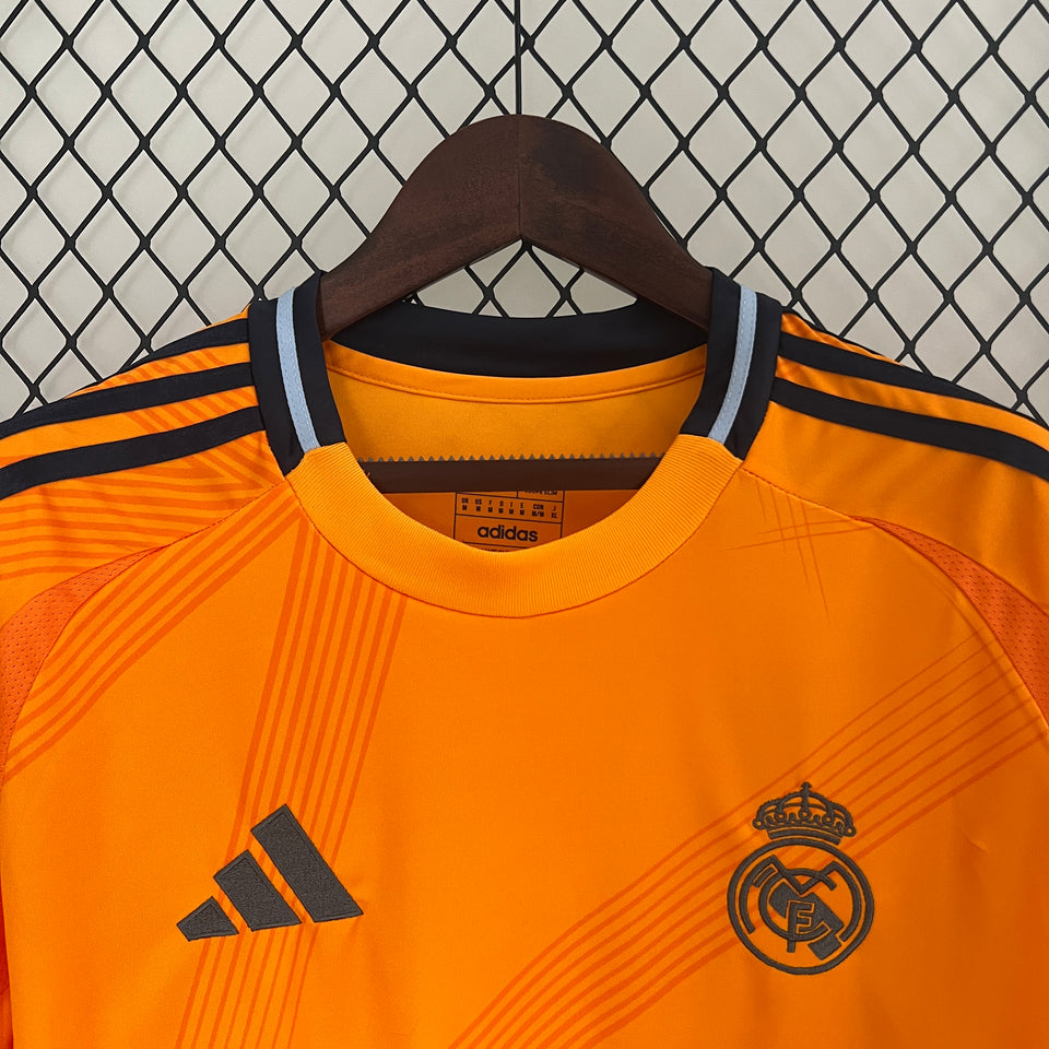 Camisa do Real Madrid - Uniforme 3 - 24/25