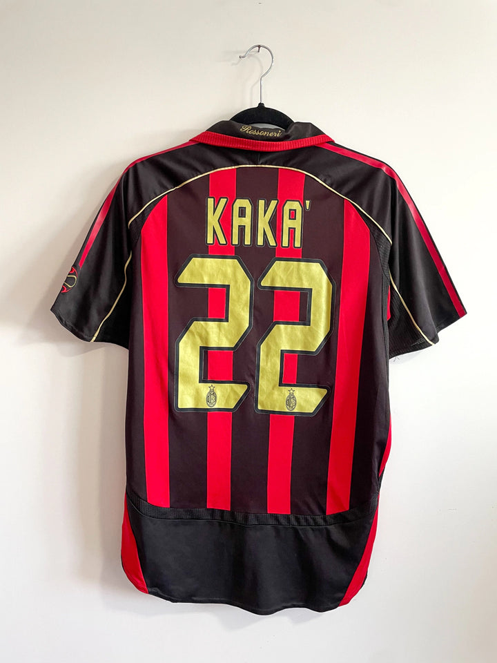 Camisa retrô do Milan 2006/2007 - KAKÁ 22