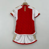 Kit Infantil do Arsenal 23/24 - uniforme 1