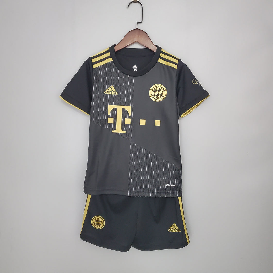 Kit Infantil do Bayern de Munique 21/22