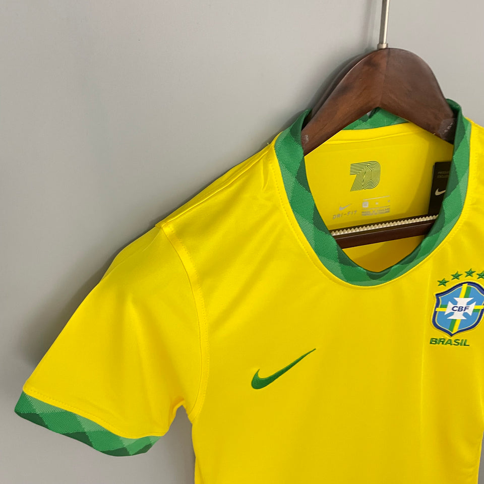 Camisa do Brasil - Feminina - Uniforme 1 - 2022